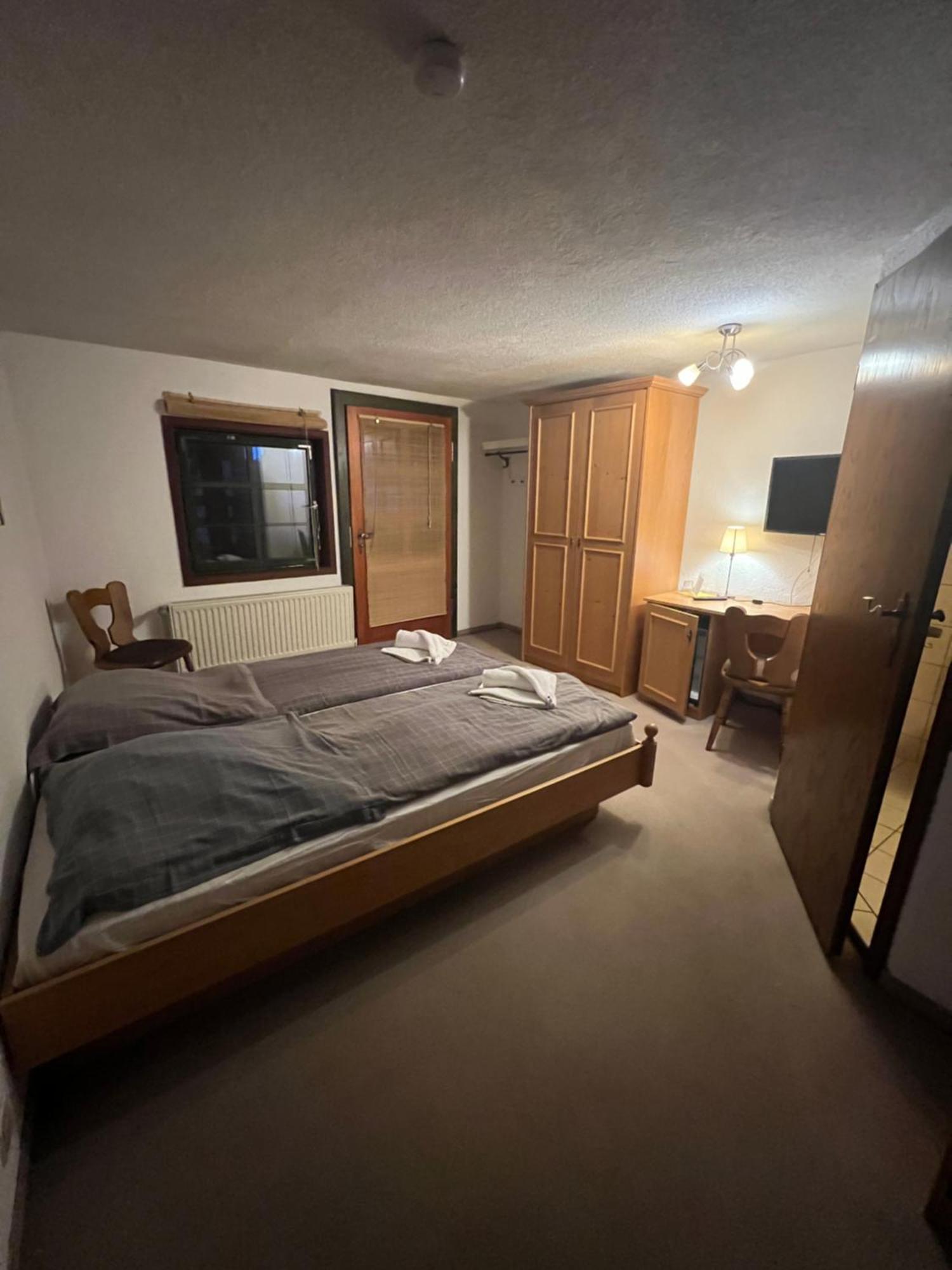 Hotel Erfurter Kreuz Kirchheim  Dış mekan fotoğraf