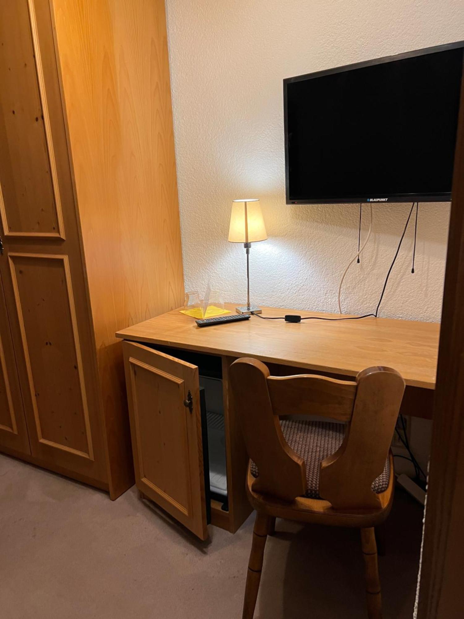 Hotel Erfurter Kreuz Kirchheim  Dış mekan fotoğraf
