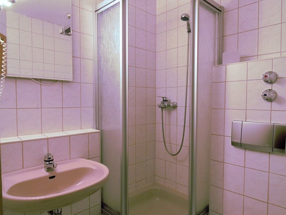 Hotel Erfurter Kreuz Kirchheim  Dış mekan fotoğraf
