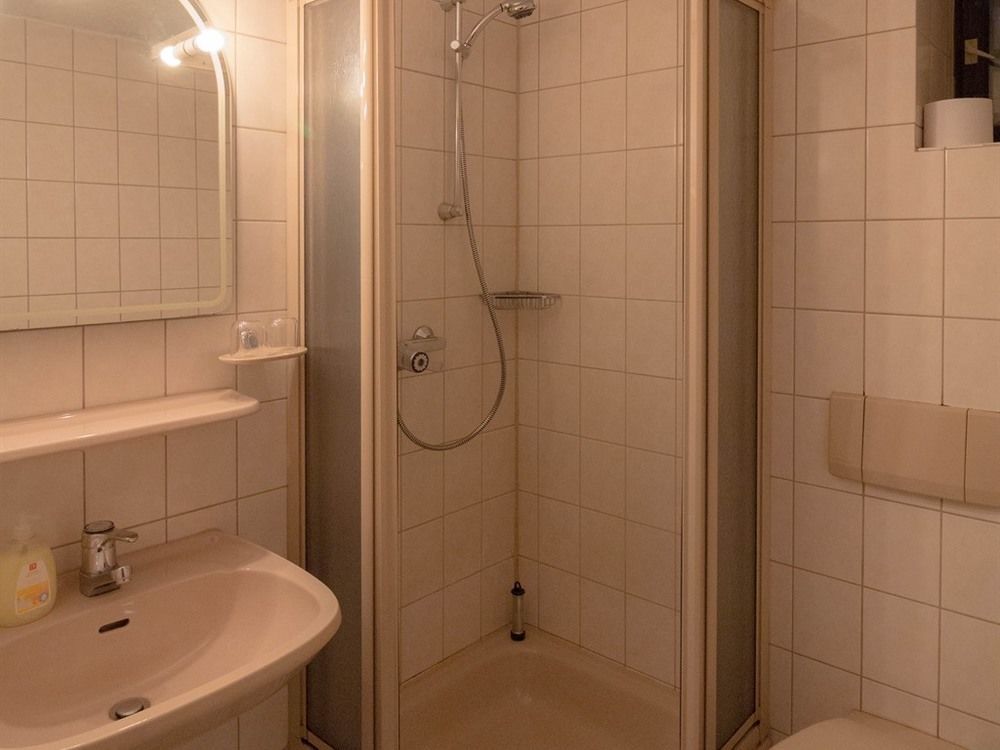 Hotel Erfurter Kreuz Kirchheim  Dış mekan fotoğraf